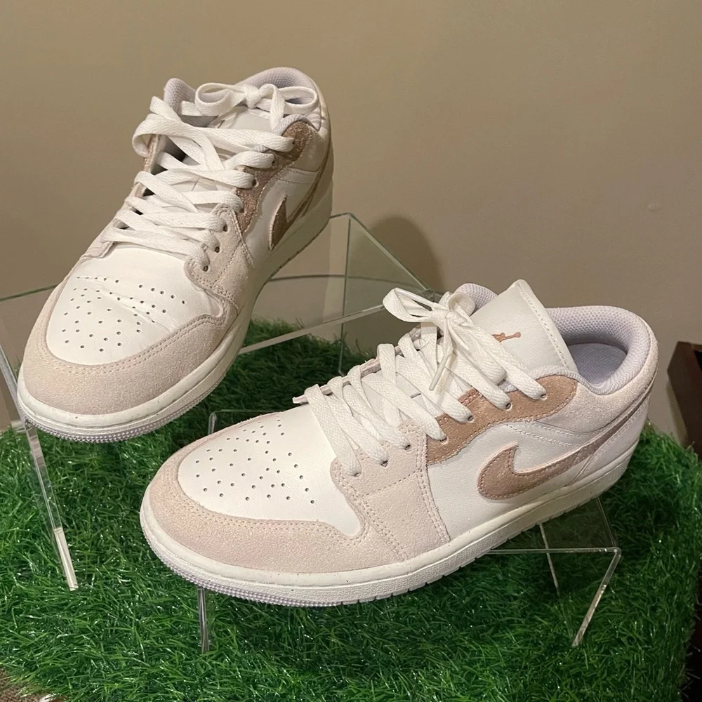 Jordan 1 Low SE in Brown Tones - Picture 3 of 10